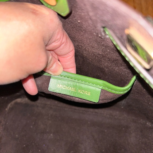 Michael Kors Blake Green Tote Bag - Picture 5 of 7